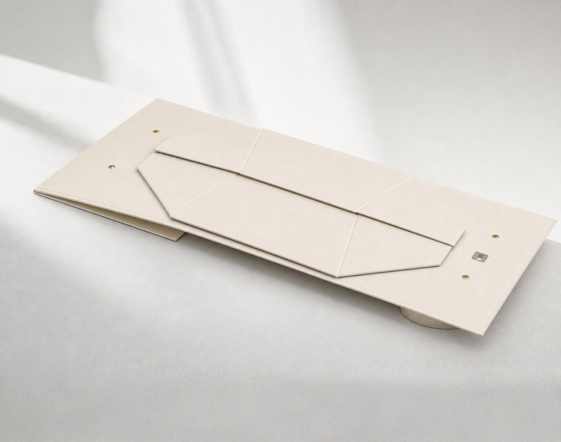 Beauty Packaging 04 surface detail